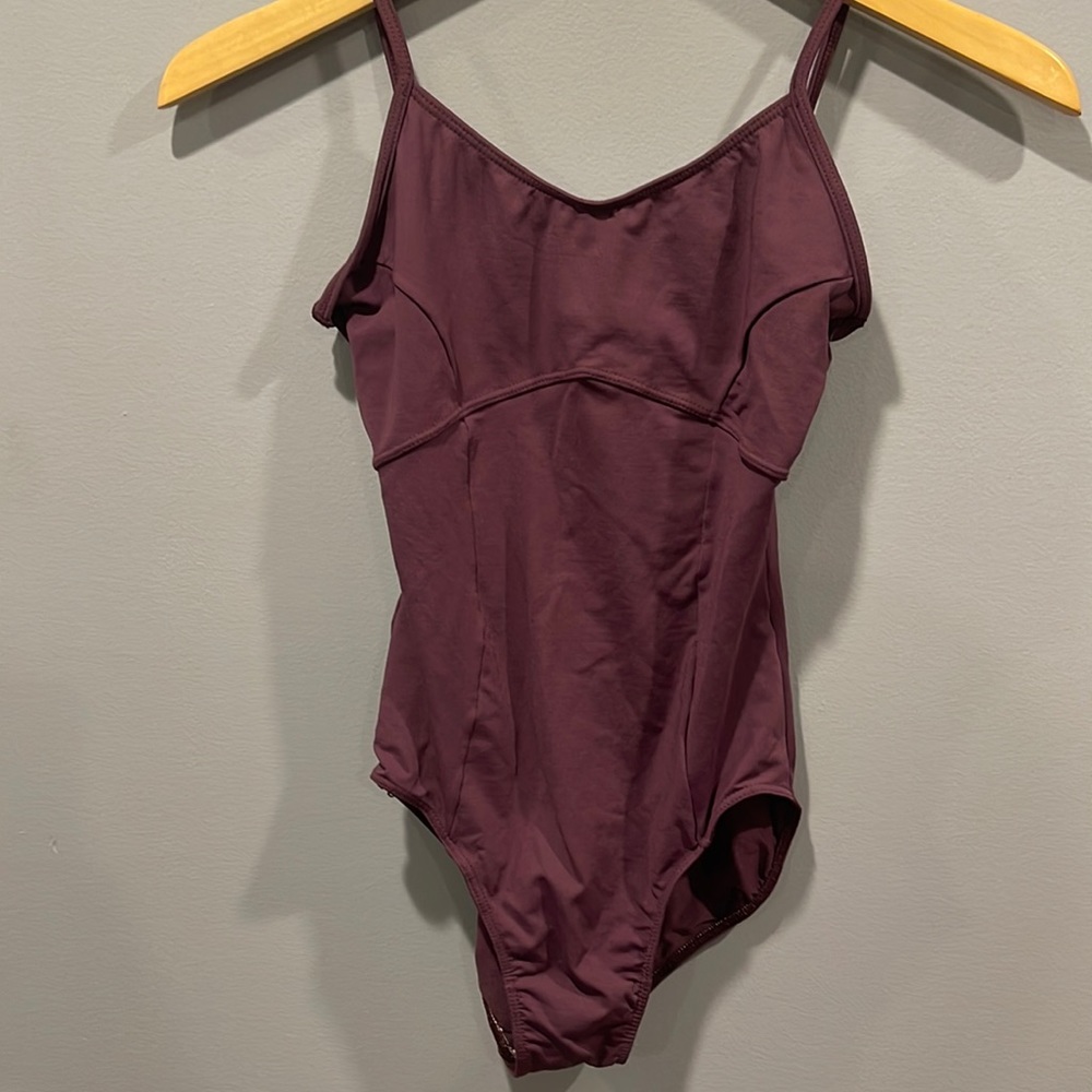 Plum dance leotard. Adult medium. Open back